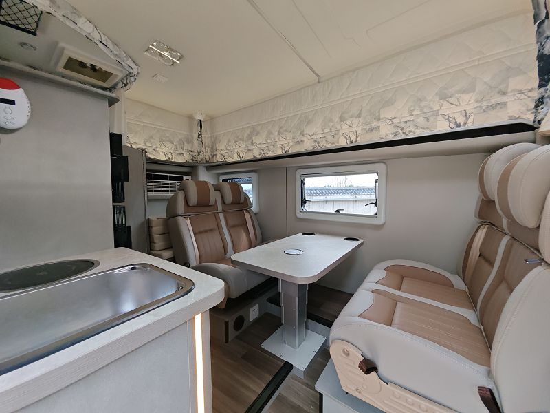 1 living area of Star Boundless MAXUS Classic Pop-up Roof Off Road Motorhome002 1 living area of Star Boundless MAXUS Classic Pop-up Roof Off Road Motorhome002